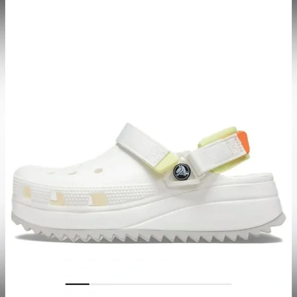 ❗️SOLD❗️Crocs Classic Hiker Clog White Sandals Size 9 - Picture 2 of 11